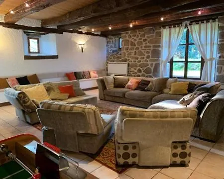 Logis Du A Couette-café Madic